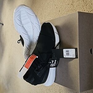 Adidas Y-3 Qasa sneakers, core black, size US10 new